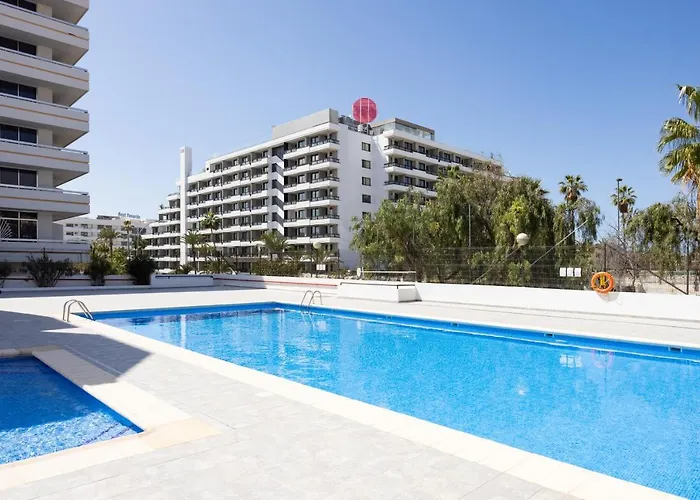 Apartment Home2book Family With Pool Americas