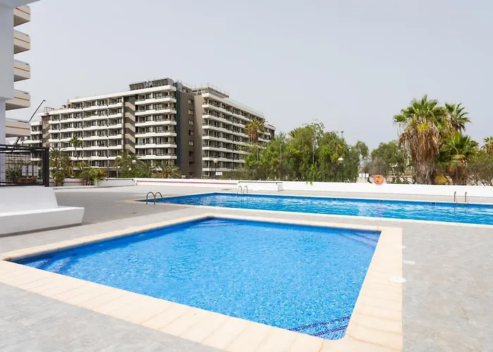 Home2book Family With Pool Americas Daire *